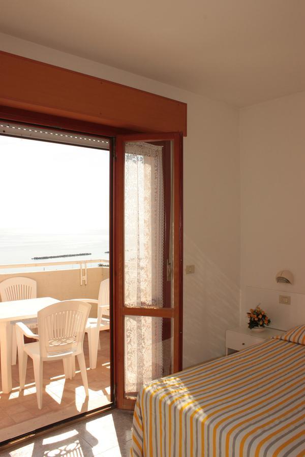 Residence Azzurro 마시냐노 외부 사진